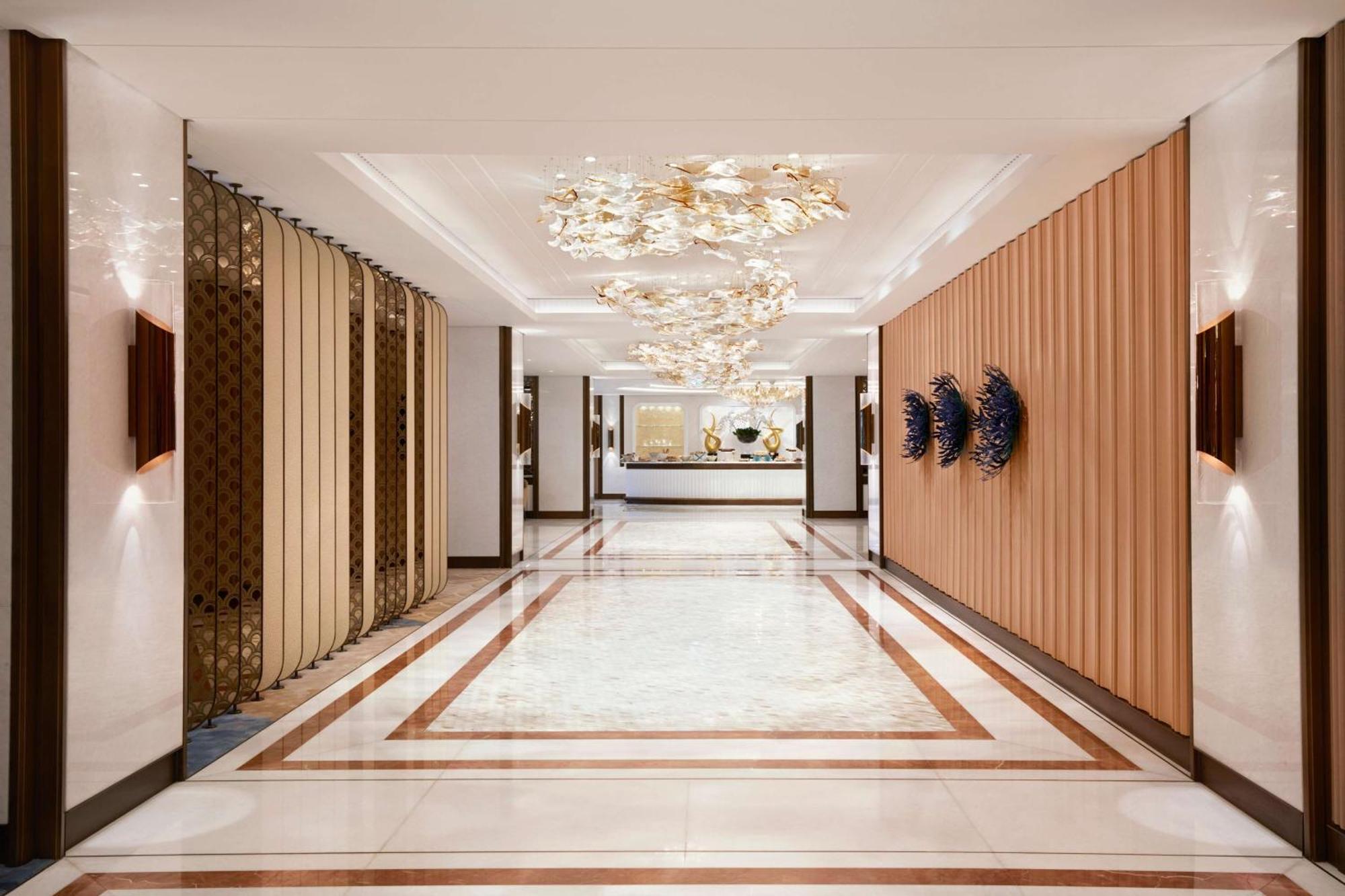 Курортный комплекс Atlantis The Palm, дубаи 5*